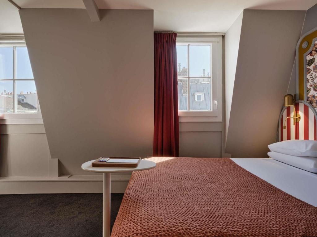 Mercure Paris Notre Dame Saint Germain des Prés - Resim 18