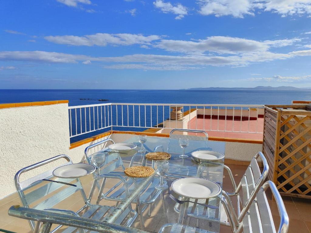 MEDITERRANEO A. Primera línea mar en Roses – terraza con vistas - ES-258-155