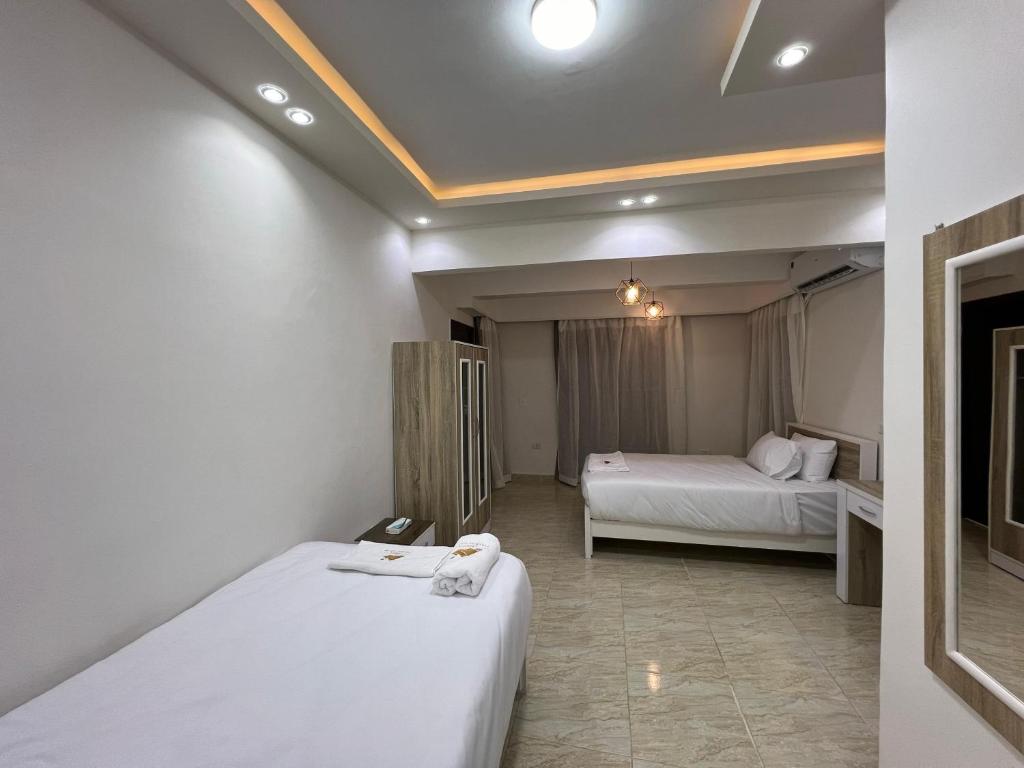 Cheristo pyramids view inn - 17