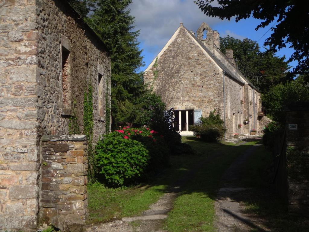 Imagen de la galería de Prieure St Pierre de La Luthumiere, en Brix