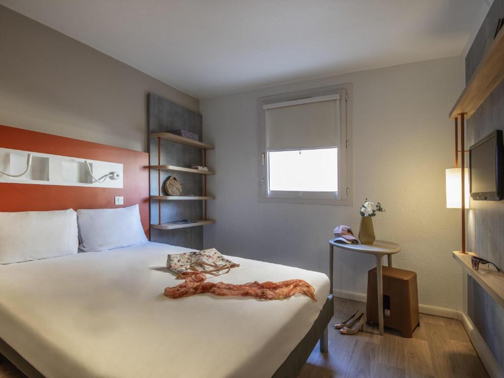 ibis budget Nice Californie Lenval - Resim 35