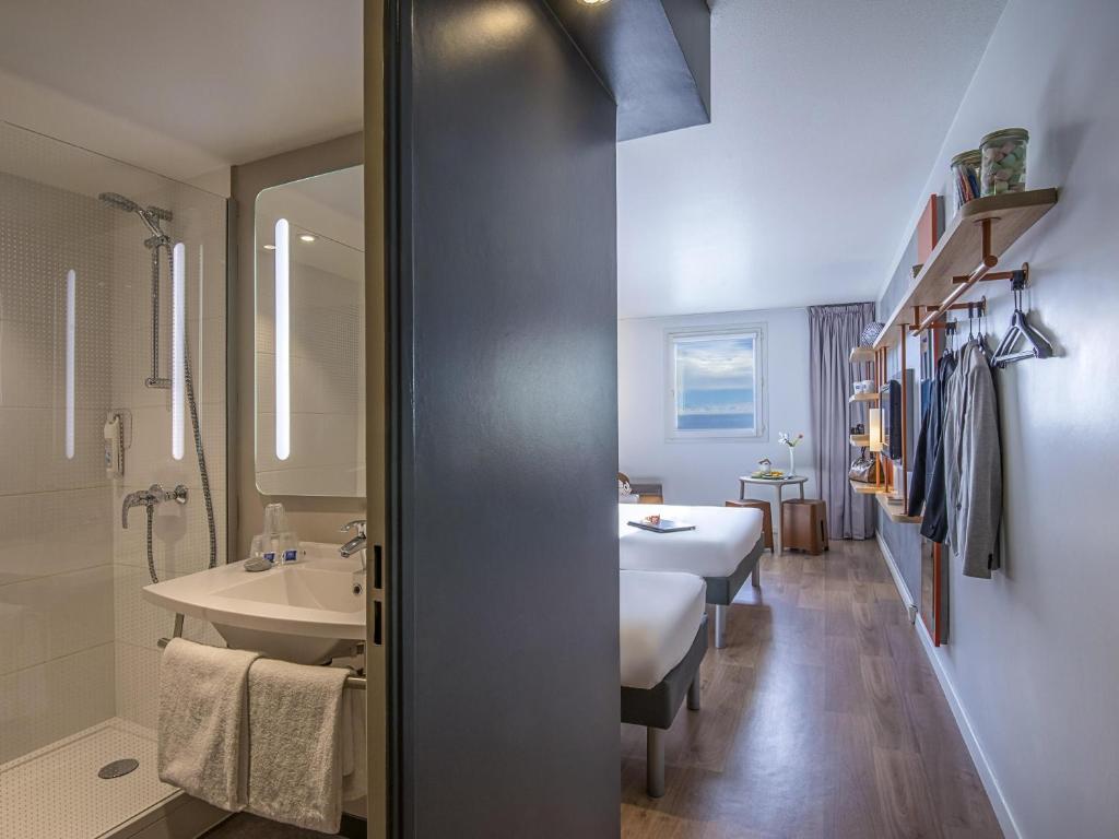 ibis budget Nice Californie Lenval - Resim 19