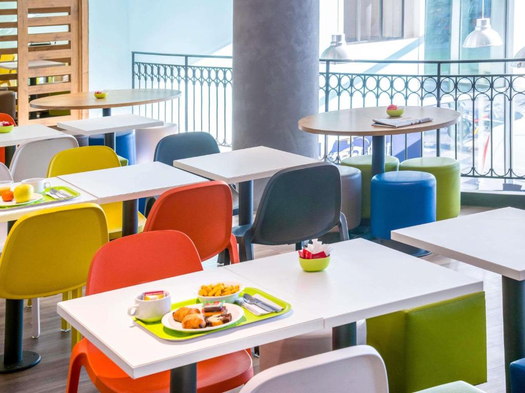 ibis budget Nice Californie Lenval - Resim 39