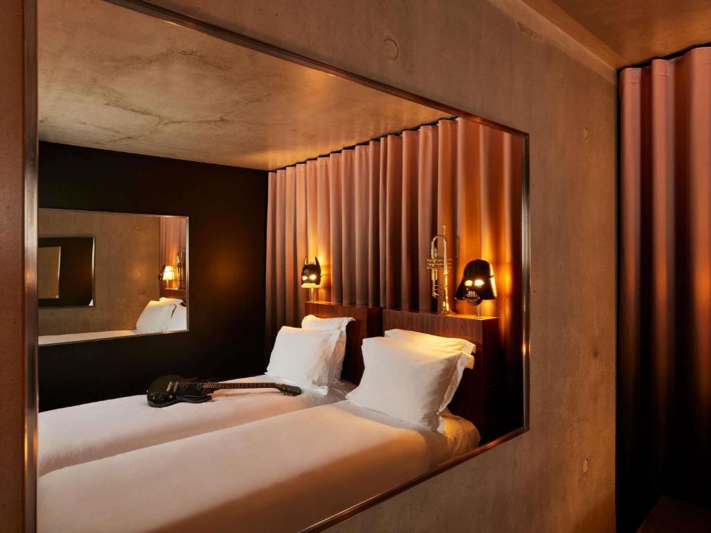 
Medium Mama Twin Room
