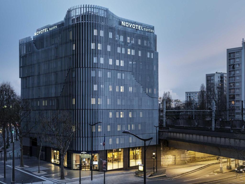 Novotel Suites Paris Expo Porte de Versailles - Resim 1