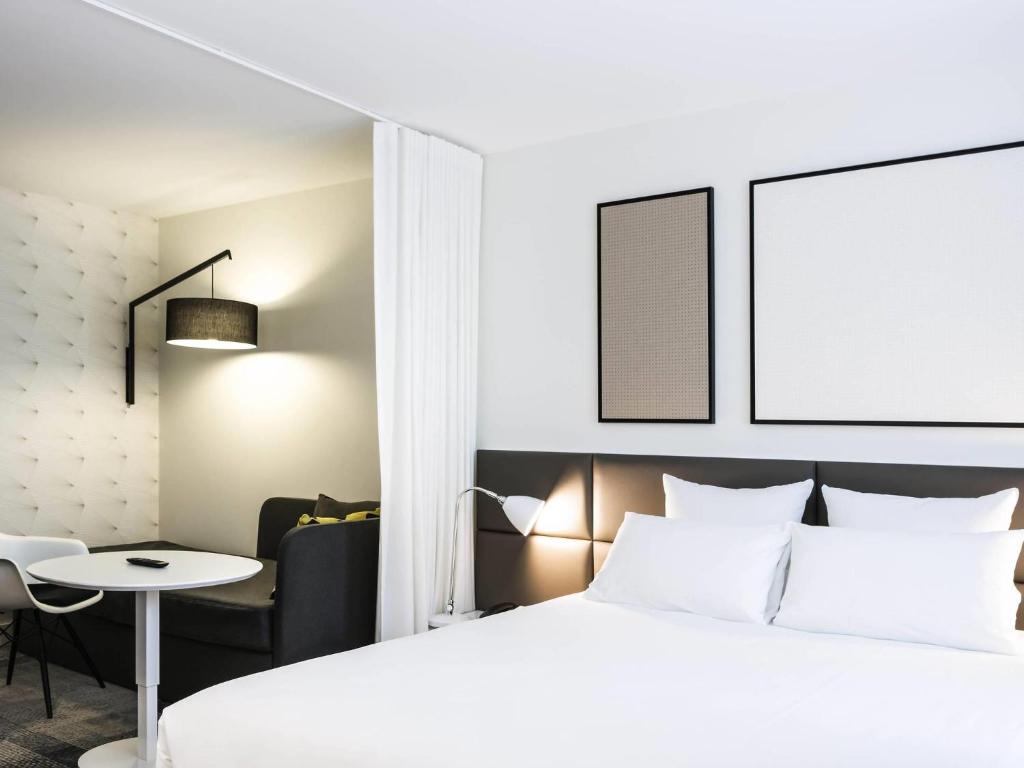 Novotel Suites Paris Expo Porte de Versailles - Resim 11