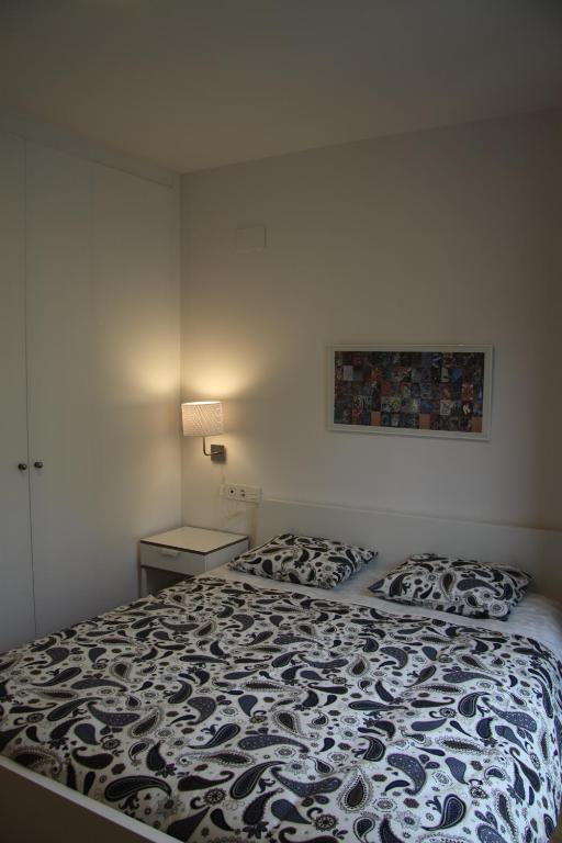 Apartamentos Hiedra y Tapinería Mercado Central, Valencia ...