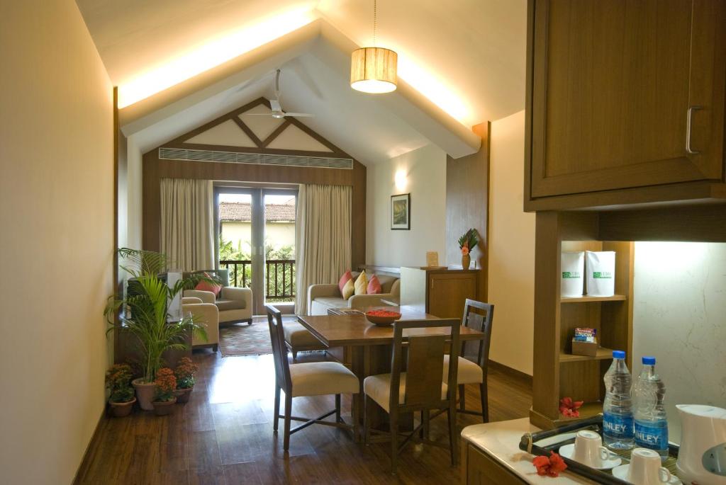 Vedic Village Spa Resort Kolkata - Отель с одной спальней