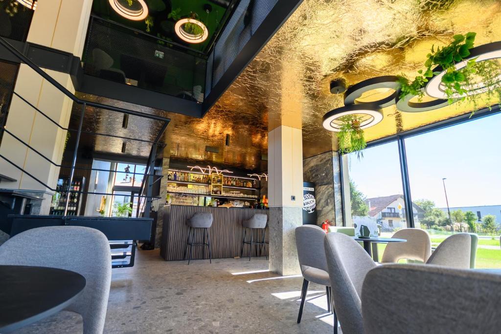 Hotel Adore - Resim 16