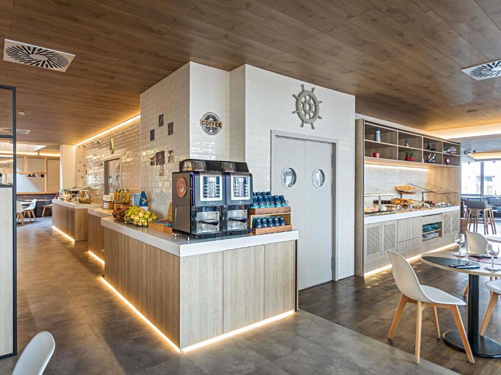 Ibis Styles Lisboa Centro Liberdade NE - Resim 5