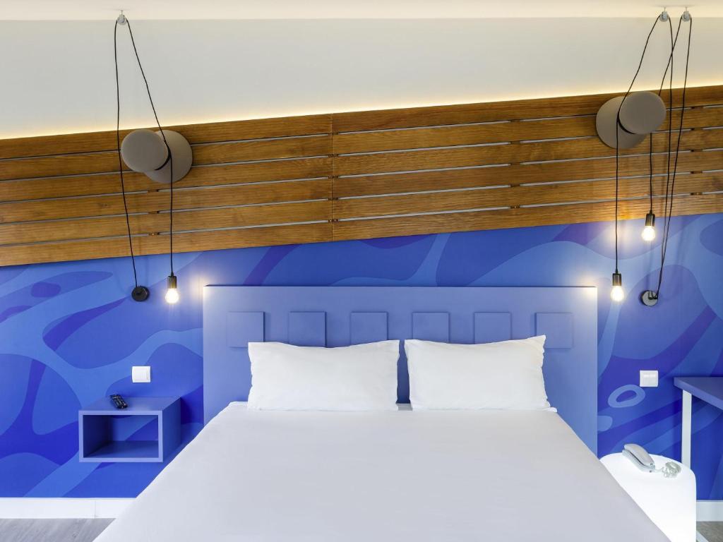 Ibis Styles Lisboa Centro Liberdade NE - Resim 16