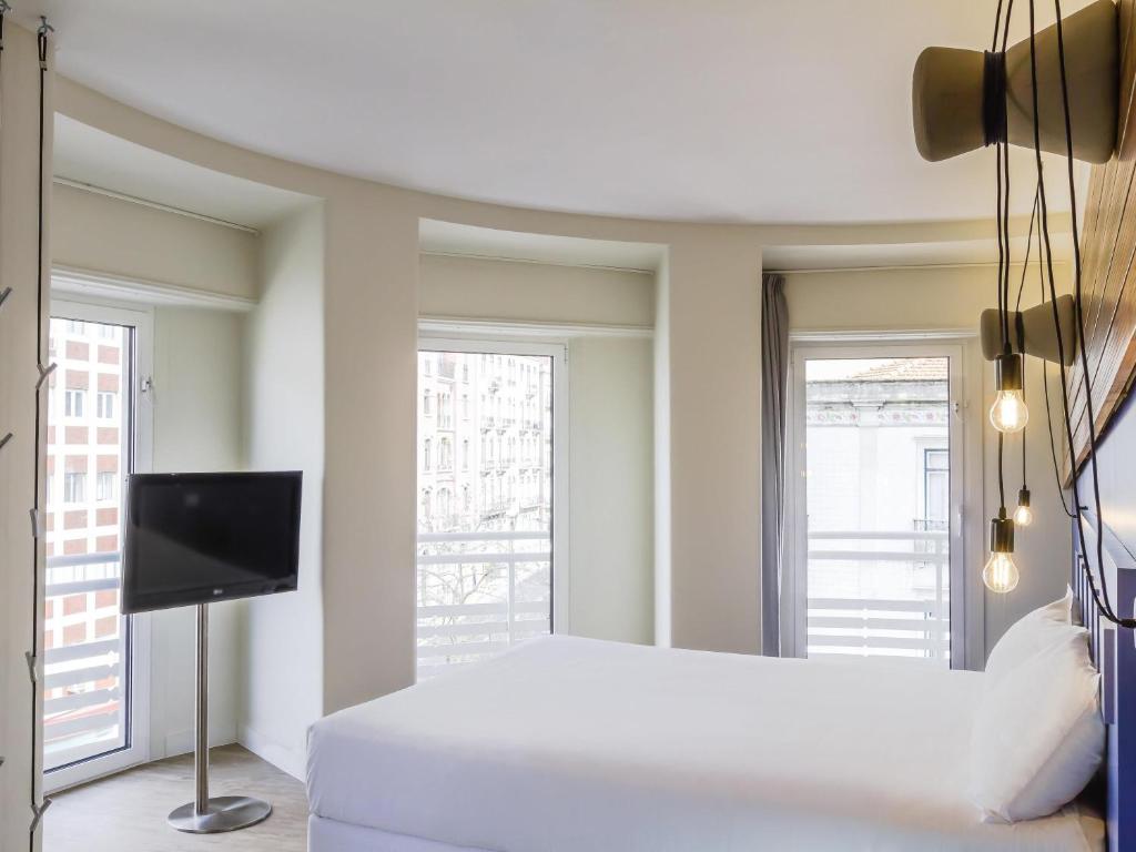 Ibis Styles Lisboa Centro Liberdade NE - Resim 22