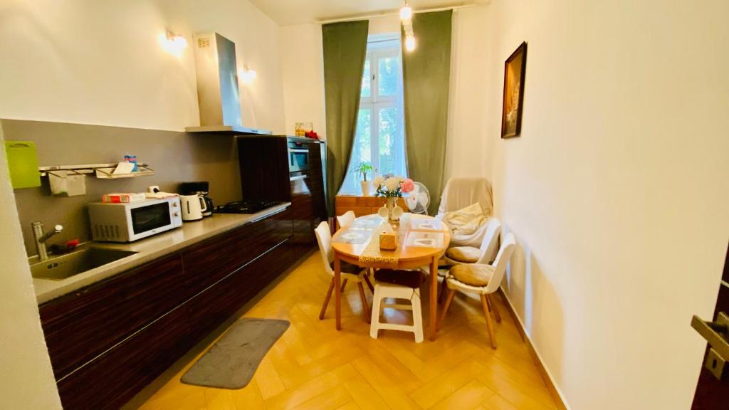 Private room in the Centre - Resim 4