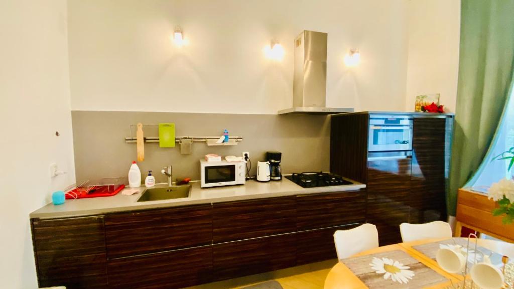 Private room in the Centre - Resim 8