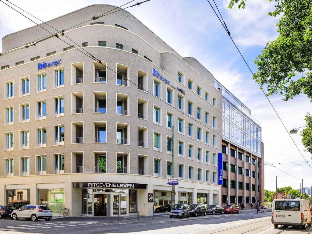 ibis budget Frankfurt City Ost - Resim 5