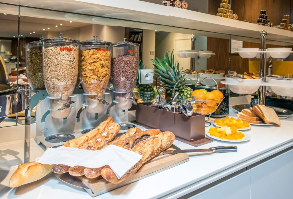 Art Hotel Eiffel - Resim 23