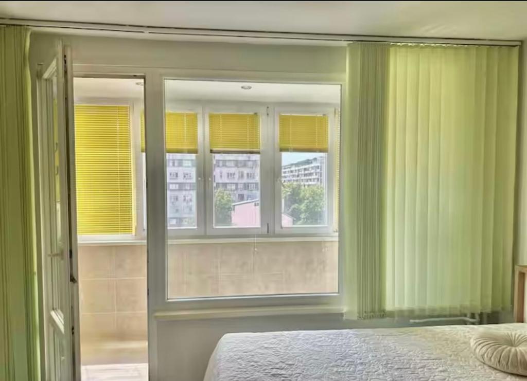 Ένα ή περισσότερα κρεβάτια σε δωμάτιο στο MitrovicHouse