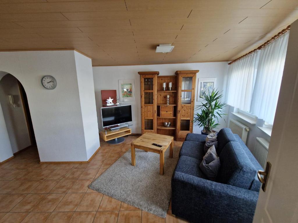 Posezení v ubytování Gemütliche und gepflegte Ferienwohnung in Bad Wimpfen