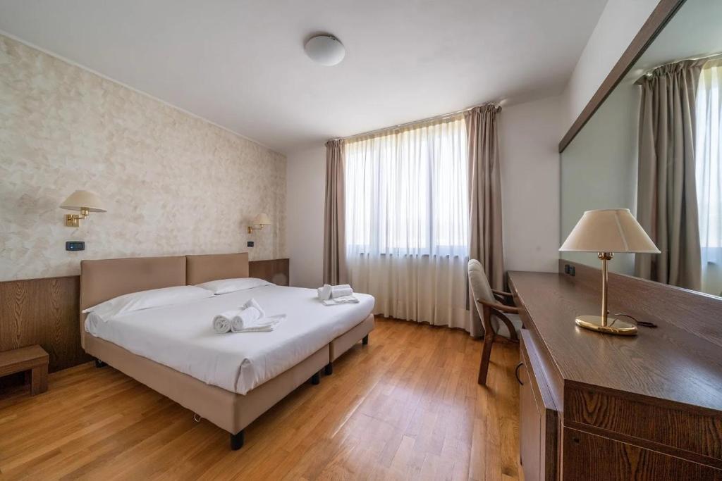 HOTEL CAVALIERI