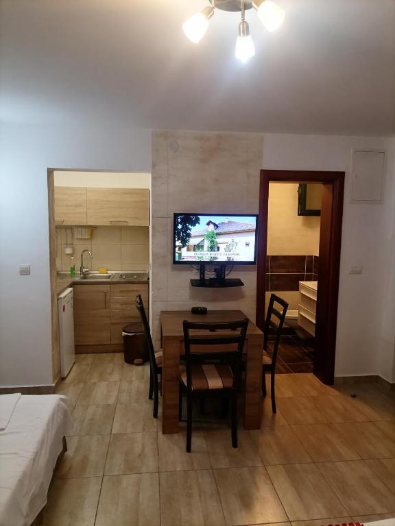 Gallery image of Apartmani Lucic in Topla