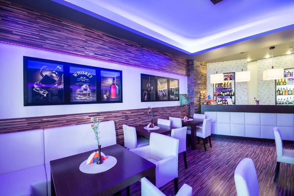Fotografie z fotogalerie ubytování Hotel Kinga v destinaci Zarki Letnisko