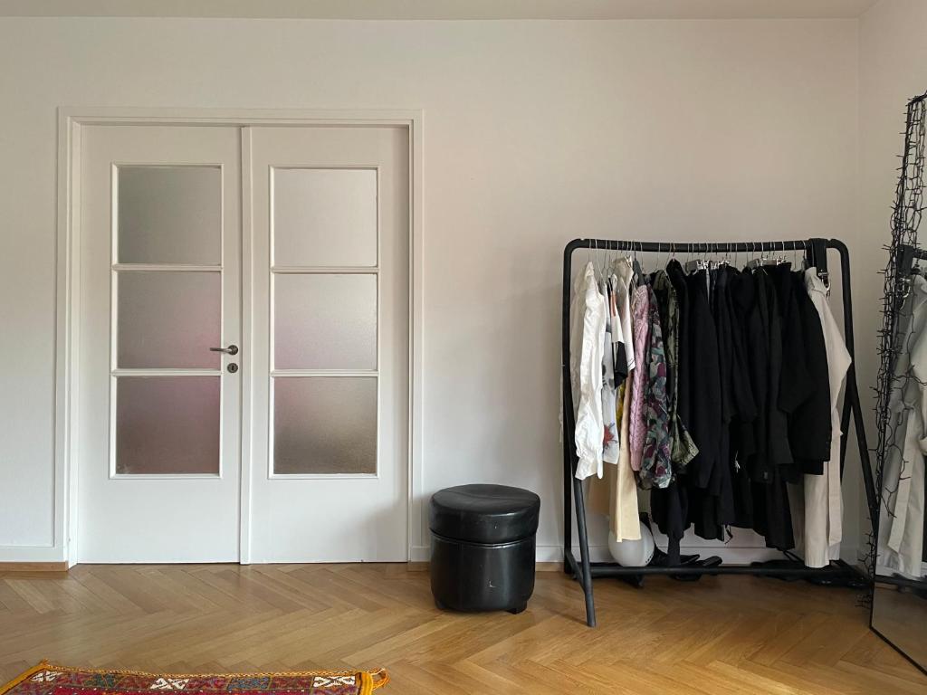 Charming 2 Room Apartment in Peaceful Brunau - Resim 10