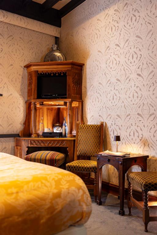 Château de Codignat - Habitación Con Cama Grande Y Vistas Al Jardín