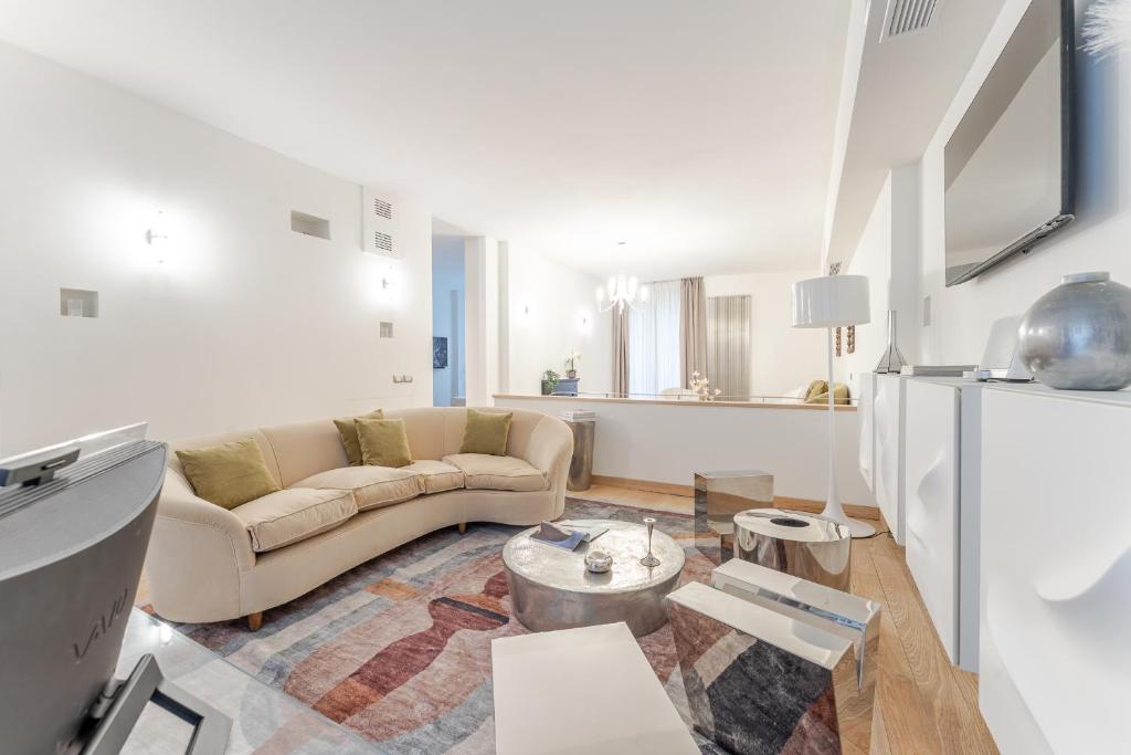 Χώρος καθιστικού στο BreraPrivata - appartamento con giardino e spa ad uso esclusivo - Milano