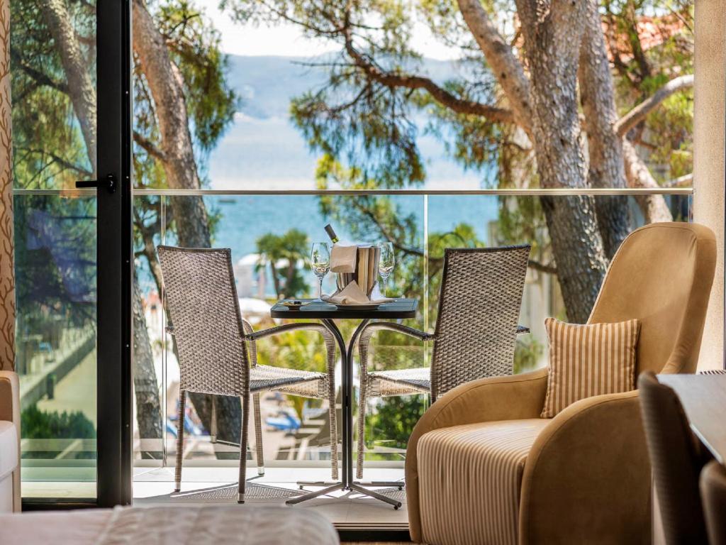 Palmon Bay Hotel & Spa - 9