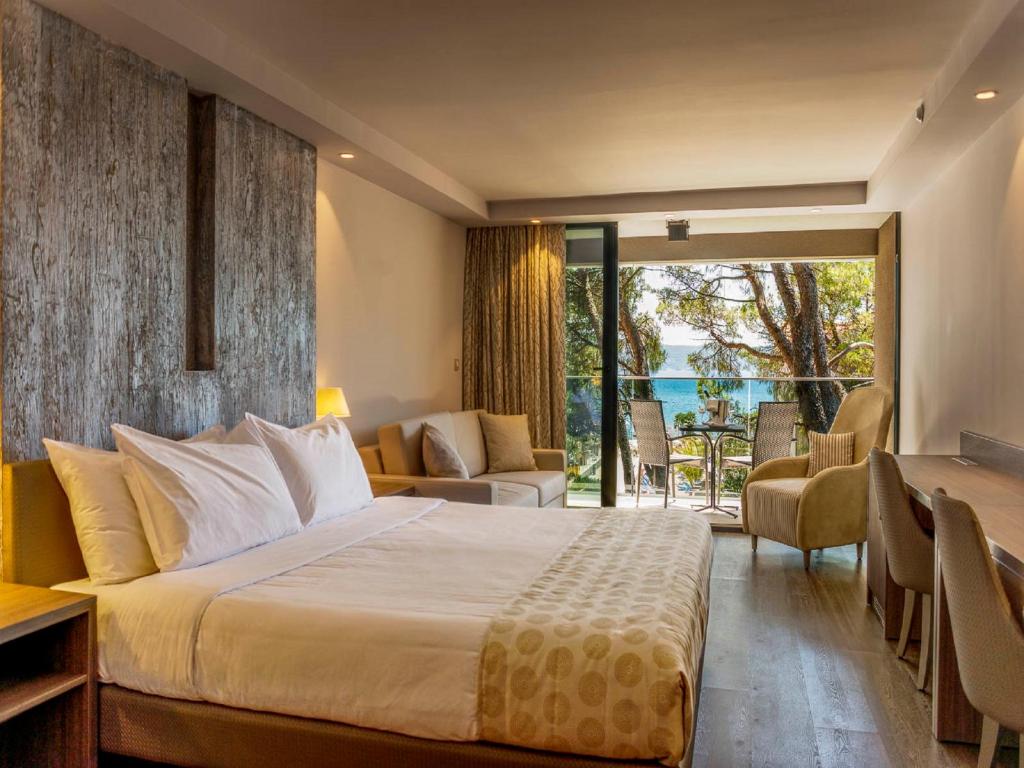 Palmon Bay Hotel & Spa - 8