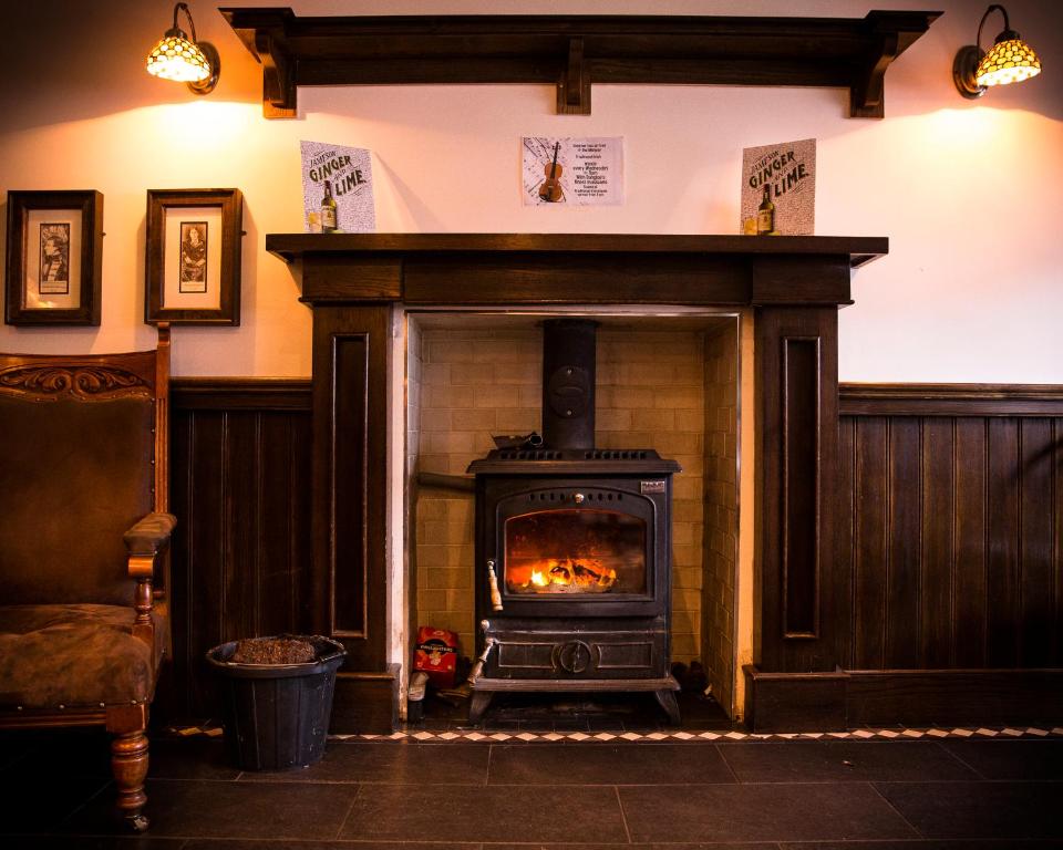 Foto dalla galleria di The Midway Bar & Guesthouse a Dungloe