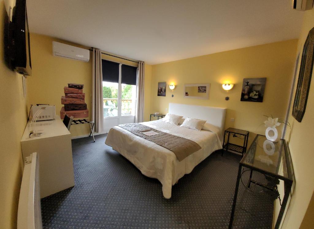 Côté Jardin - Zimmer Mit Kingsize-Bett Und Gartenblick