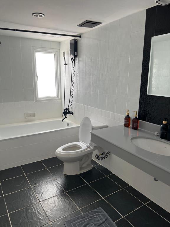 VS Beach Front - Resim 18