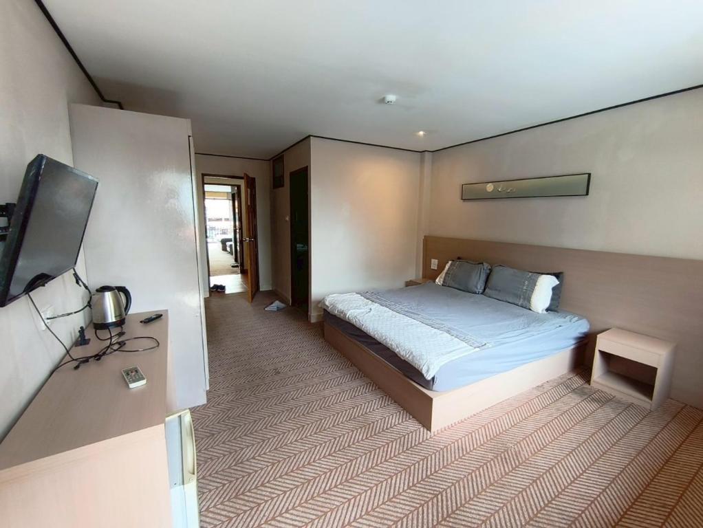 Peter's house2 Five minutes to the beach - Resim 26