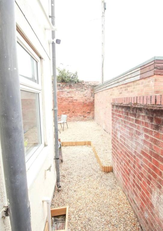 Ipswich 2-Bed Home Near Marina & Town - Free Parking 6