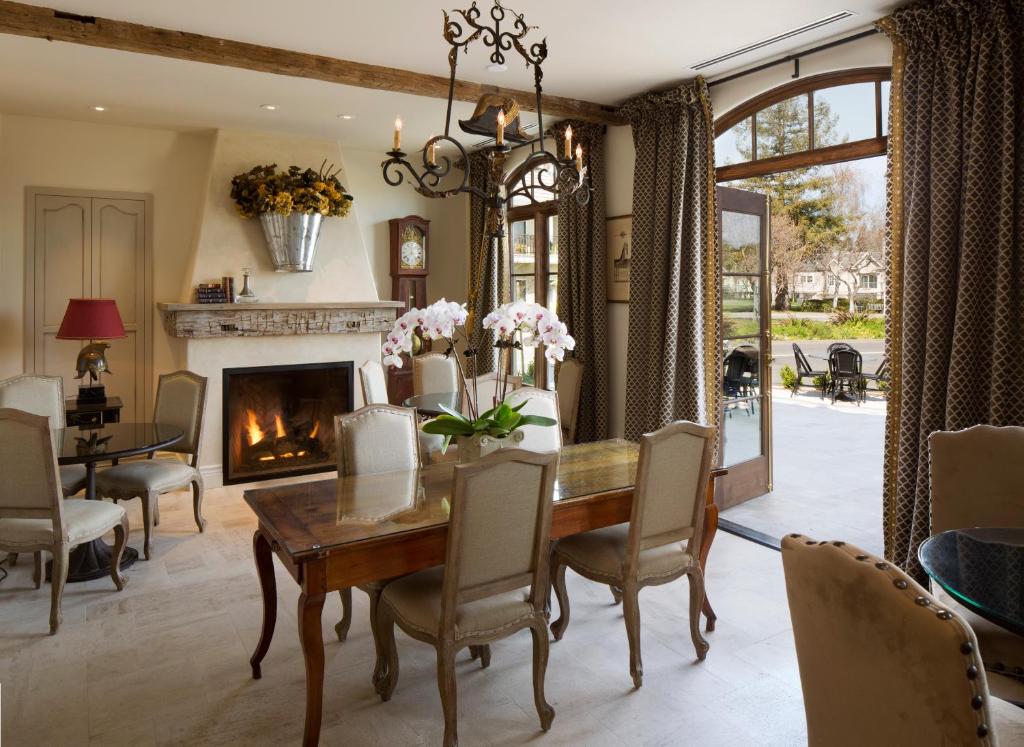 Enchante Boutique Hotel photo