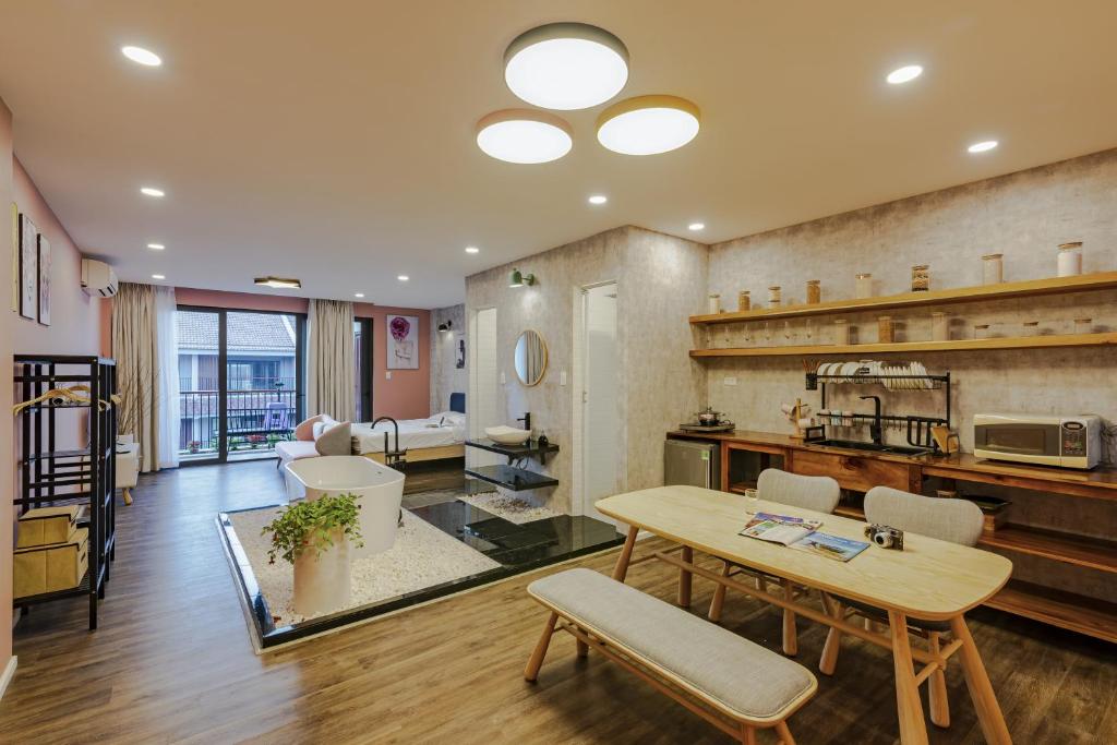 Kuchyň nebo kuchyňský kout v ubytování Coast Pearl Hotel & Apartment - Free Airport PickUp