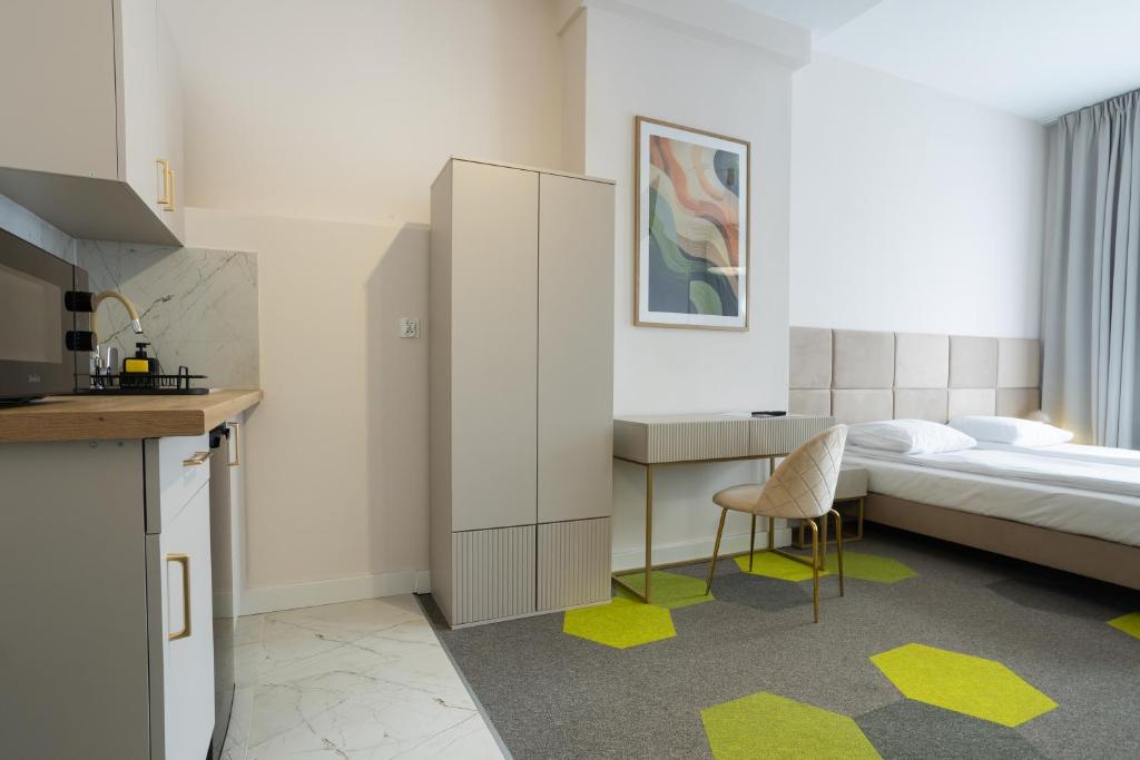 Moon ApartHotel - 17