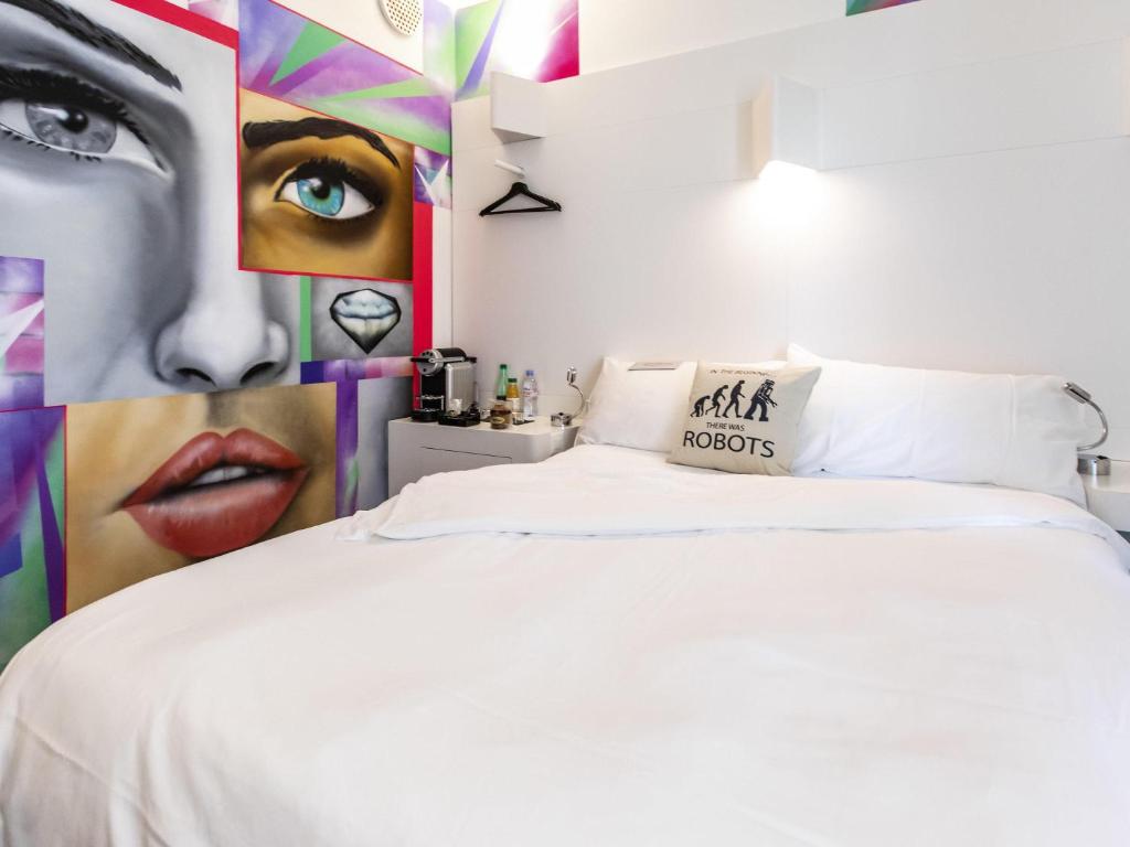 ibis Styles Lausanne Center MadHouse - Resim 20