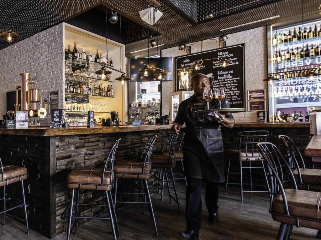 ibis Styles Lausanne Center MadHouse - Resim 27