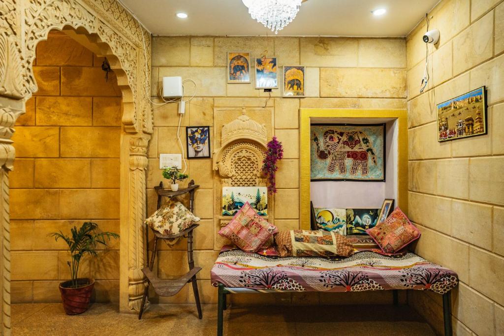 Et opholdsområde på Hotel Darsh Safari - Fort View