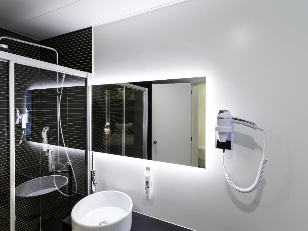 Ibis Styles Lisboa Centro Marquês de Pombal - Resim 19