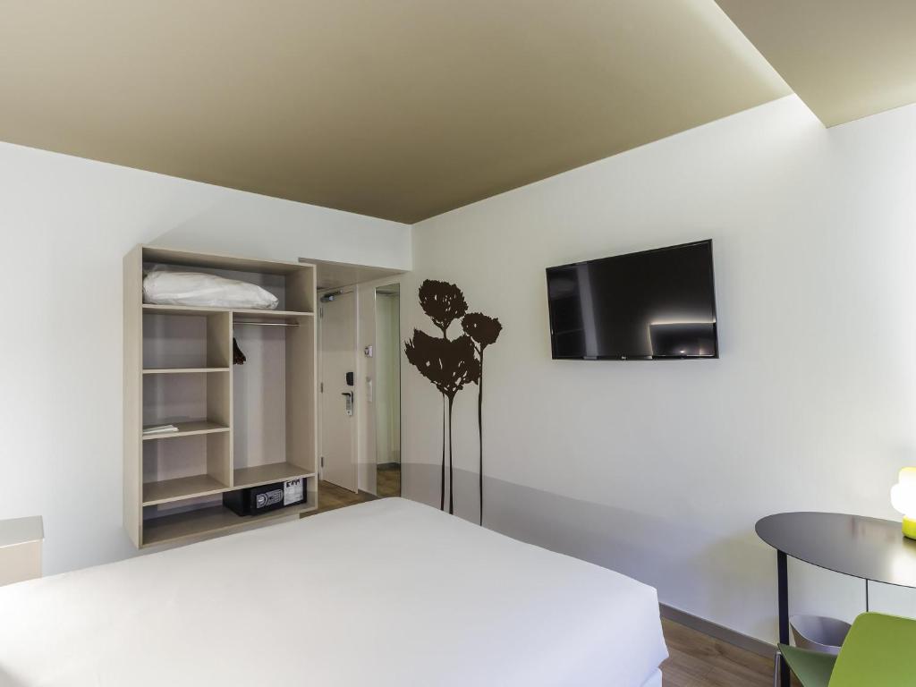 Ibis Styles Lisboa Centro Marquês de Pombal - Resim 7