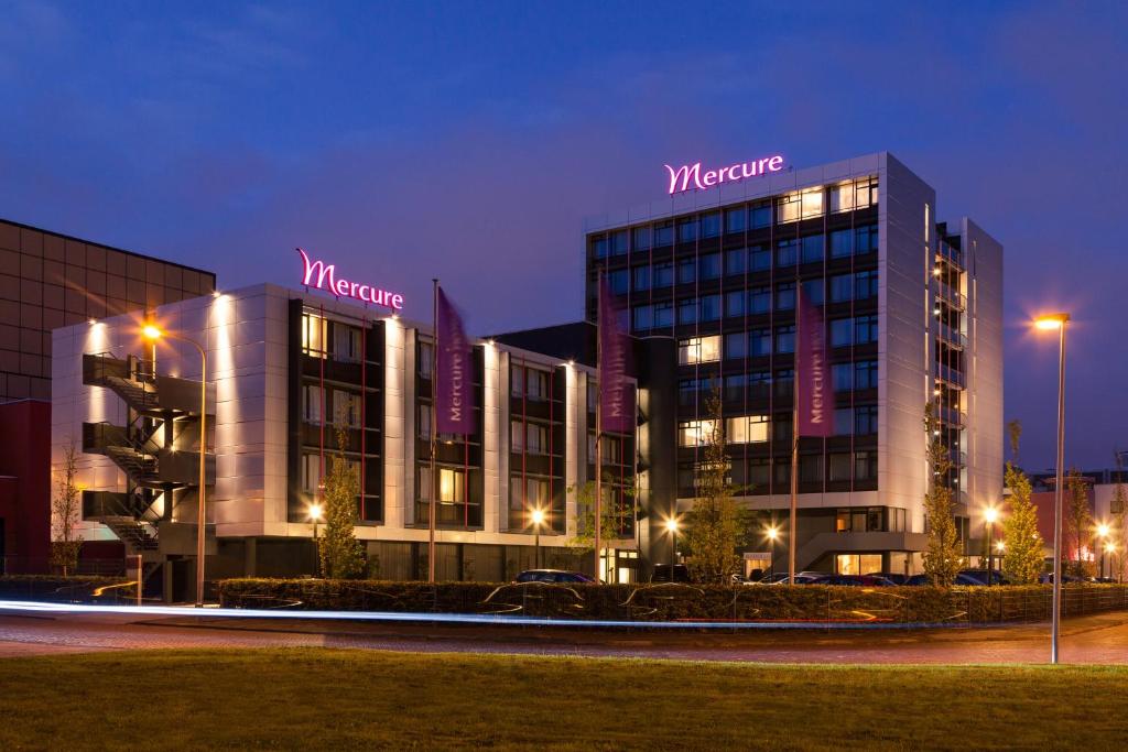 Mercure Hotel Groningen Martiniplaza - Resim 1