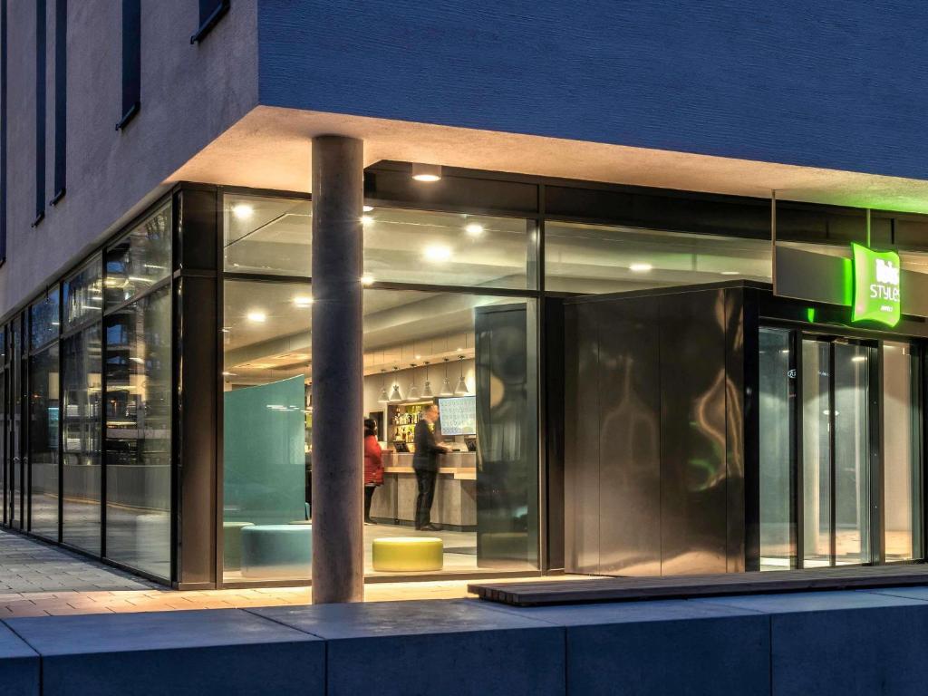 ibis Styles Stuttgart Vaihingen - Resim 6