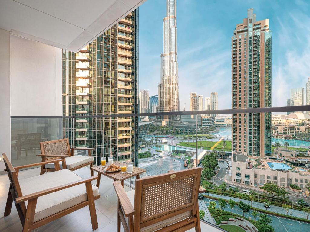 Habitación con vistas a la ciudad en Act Tower Suites by Prestige Nest, en Dubái