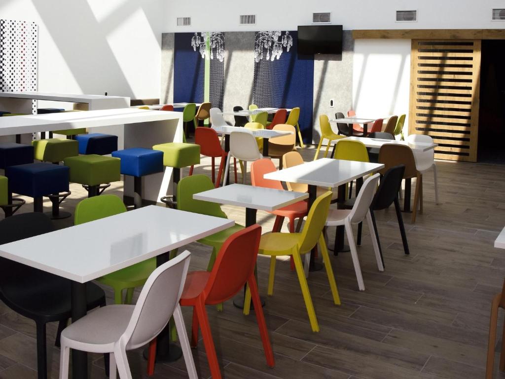 ibis budget Langres - Housity