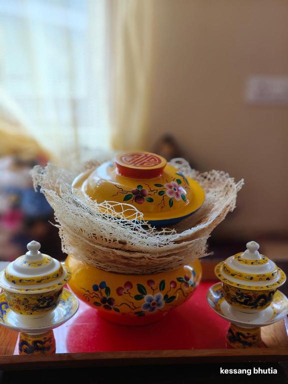 NamchiにあるDokhampa village Home stayの皿盛り