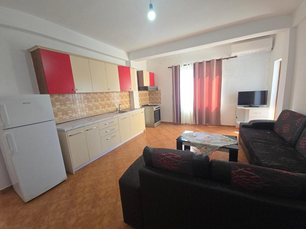 Köök või kööginurk majutusasutuses Charming Tirana Apartment