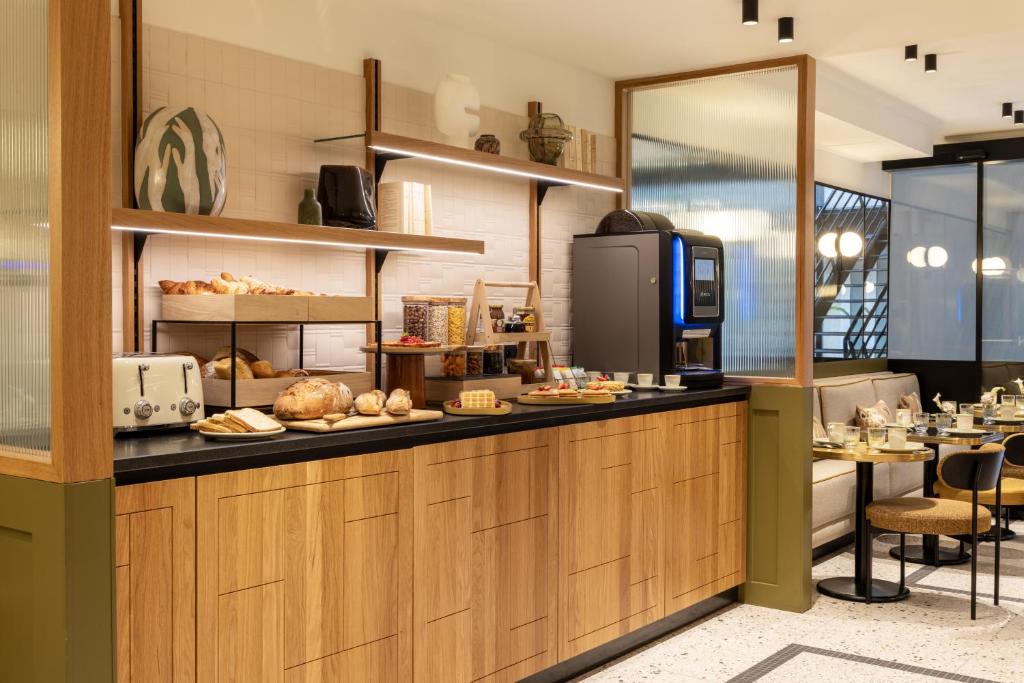 Hôtel Brady - Resim 34